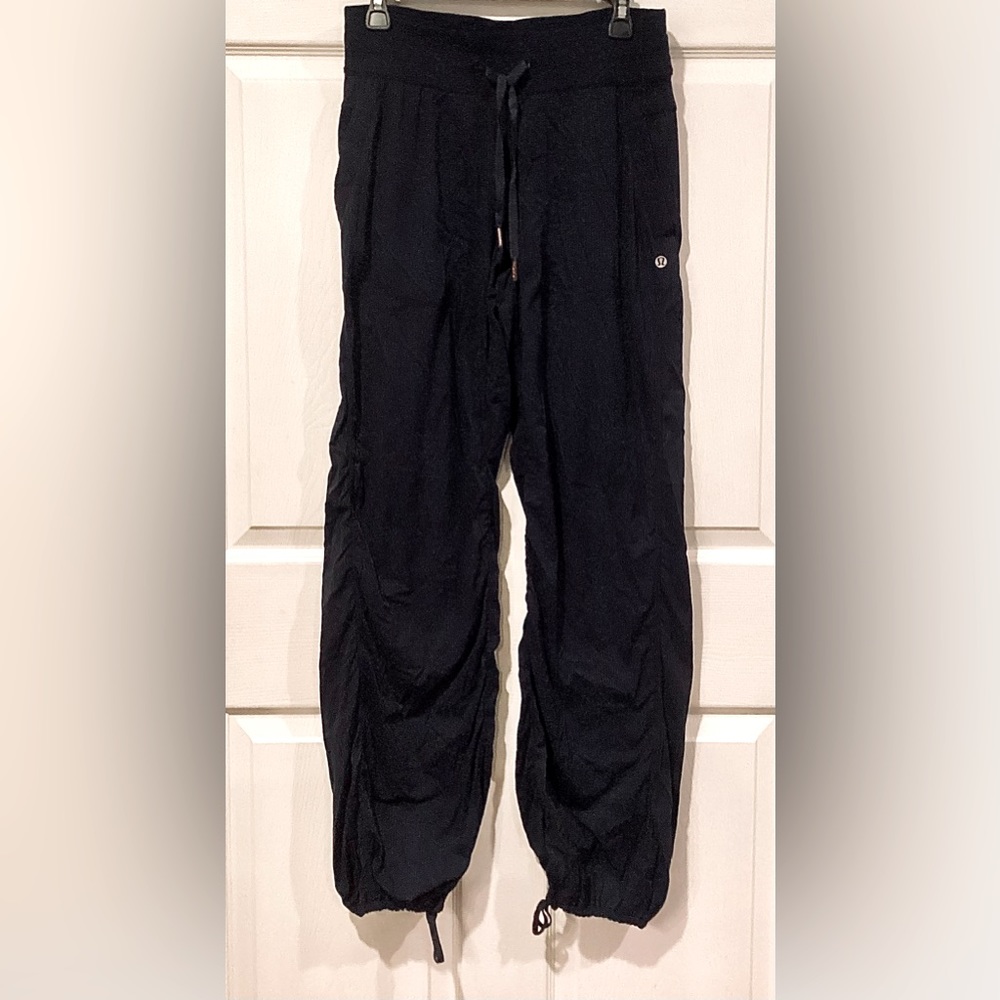 LuluLemon Track Pants Size Medium Women
